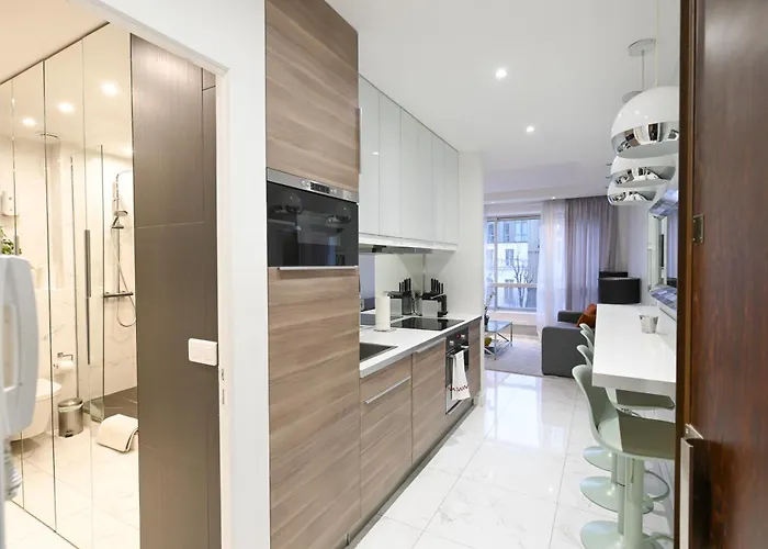 Modern & Peaceful 1bd By Champs-elysees With Ac Paris