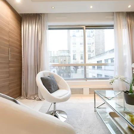 Modern & Peaceful 1bd By Champs-elysees With Ac Appartement Parijs