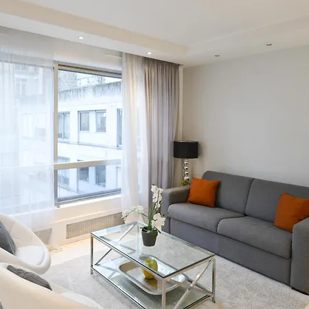 Appartement Modern & Peaceful 1bd By Champs-elysees With Ac