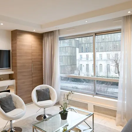 Modern & Peaceful 1bd By Champs-elysees With Ac Apartmán Paříž